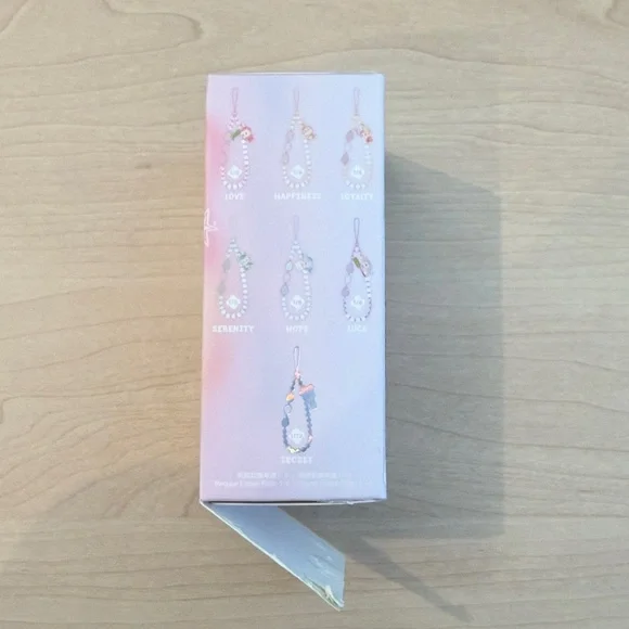 Labubu Big Into Energy Series Phone Charm- Luck - Picture 5 of 7